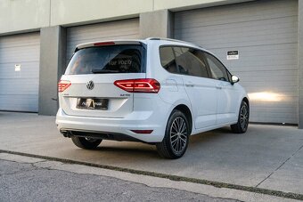 Volkswagen Touran 2.0 TDi 110kw M6 - 8