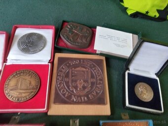 Medaile plakety. - 8