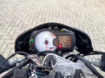Suzuki gsx 650F - 8