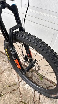 Predám Santa Cruz bronson cc Carbon - 8