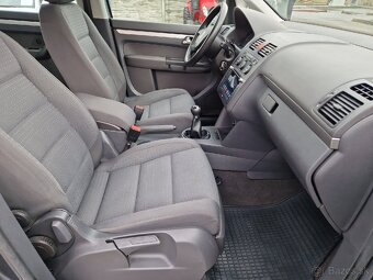 Predám Volkswagen Touran 1.9 TDI 77 KW..7-miestny,Tažné,Navi - 8