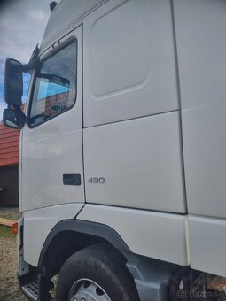 Ťahač Volvo FH 12 + náves Schmitz - 8