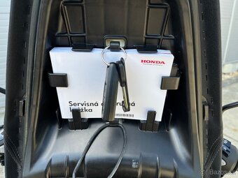 Honda PCX 125cm3 r.v.2023 - 8