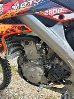 Predám XMOTOS 250 XB39 H2O - 8