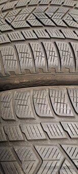 Predám zimný dvojrozmer 275/45r20+305/40r20 Pirelli - 8