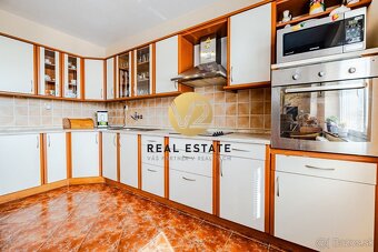 Na PREDAJ RD Zobor 120m2, pozemok 460m2 - 8