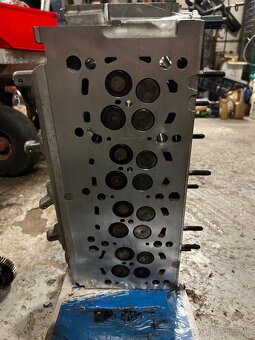 Hlava škoda superb 2 - 8