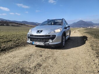 Peugeot 207sw - 8