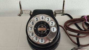 Vzácný starý telefonní přístroj zvaný tzv. kopýtko - 8