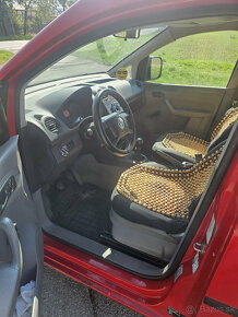 Volkswagen Caddy 1.9 SDI 51 kw 2005 357000km - 8