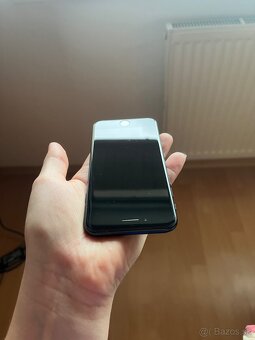 Predám apple iphone se 2020 64gb - 8
