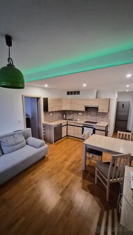 Ponúkam 3 izbový byt s balkónom na prenájom - 8