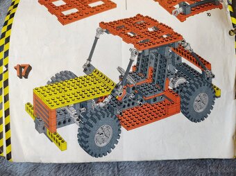 LEGO Technic 8848 - Unimog - 8