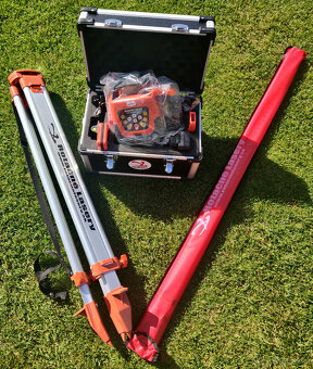 Rotacny laser (nivelak) - zaruka 2r - NOVY - 8