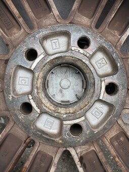 Original VW disky 5x112 R16 - 8