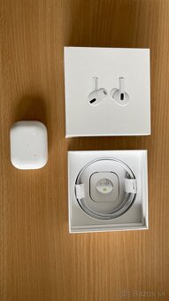 Apple AirPods pro (1 gen.) - 8