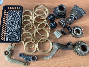 Uaz diely na opravu prevodovky, prídavnej prevodovky - 8