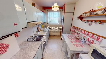 HALO reality - Predaj, trojizbový byt Martin, Jahodníky, Ján - 8