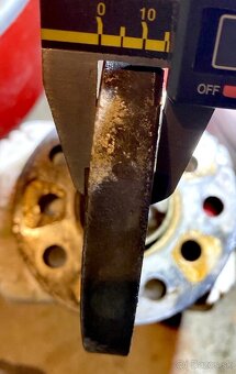 Škoda EXTREME - originálne elektróny - 8