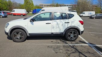 Nissan Qashqai 2.0i 4x4 LPG - 8