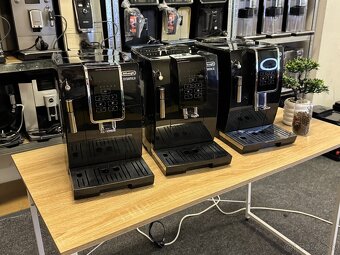Kávovar DeLonghi Dinamica ECAM358.15.B - 8