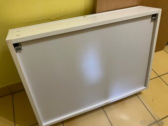 Zrkadlová skrinka do kúpeľne - 8