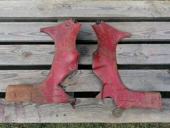 Podsedlové plechy na Jawa, CZ 175/ 356, 125/ 355 - 8