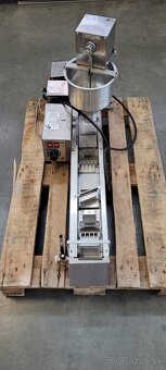 Donutkovač PROFI PRF-11/1200 automat - 8