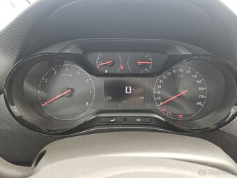 Opel Crossland X - 8