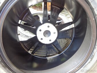 5x112 r19 Skoda Elroq / Enyaq orig.letna sada kolies - 8