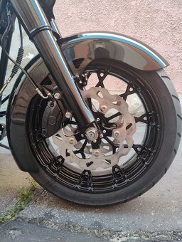 HARLEY DAVIDSON ROAD KING FLHR CUSTOM SPECIAL - 8