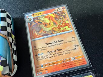 Pokemón MEGA EX balík A: 6x EX + 3x rare + Charizard darček - 8