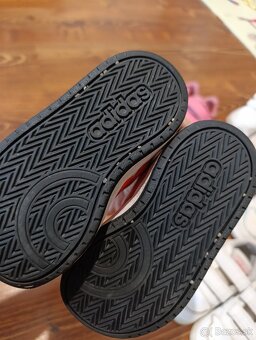 Tenisky Adidas 24-25-26 super stav - 8