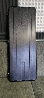 Elektrická gitara Fender Stratocaster PF Black + kufor - 8