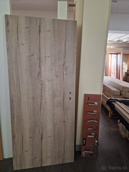Dvere komplety 80 cm pravé - 8