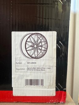 Predám disky Japan Racing JR46 R19 5x120 - 8