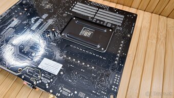 Predám ASUS TUF X570-PRO WiFi + AMD Ryzen 9 5900X - 8