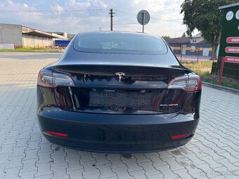 Tesla Model 3 PERFORMANCE-LONG RANGE DUAL MOTOR - 8