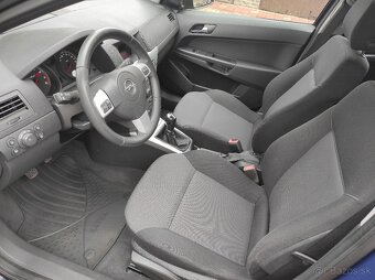Opel Astra kombi 1.6 benzín - 8