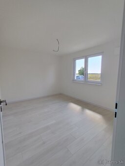 NA PREDAJ 5-izbová NOVOSTAVBA V MALOM KIARI - 8