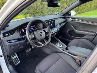 Škoda Octavia Combi 2.0 Elegance Sportline DSG A/T - 8