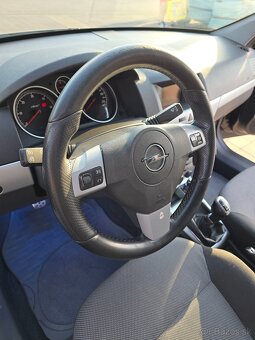 Opel Astra - 8