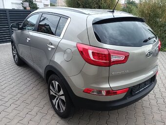 KIA SPORTAGE 1.7 CRDI - 8