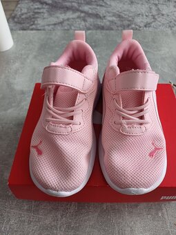 Dievcenske tenisky puma+ sandale nike - 8
