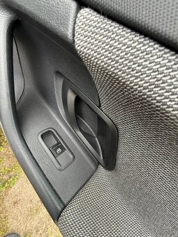 SKODA FABIA COMBI 1.6 TDI + ťažne zariadenie - 8