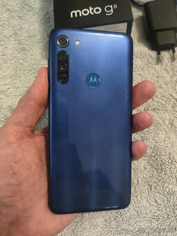 Motorola Moto G8 64GB - 8