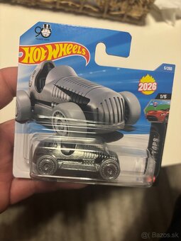 Hotwheels mix autíčok - 8