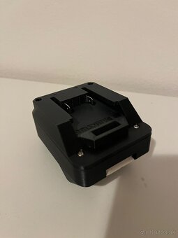 Predam adapter z Dewalt baterie na Makita naradie - 8