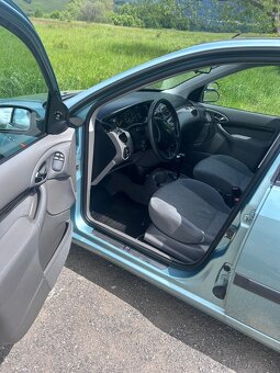 Ford focus 1,8 benzin - 8