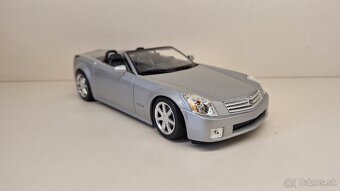 1:18 CADILLAC XLR - 8
